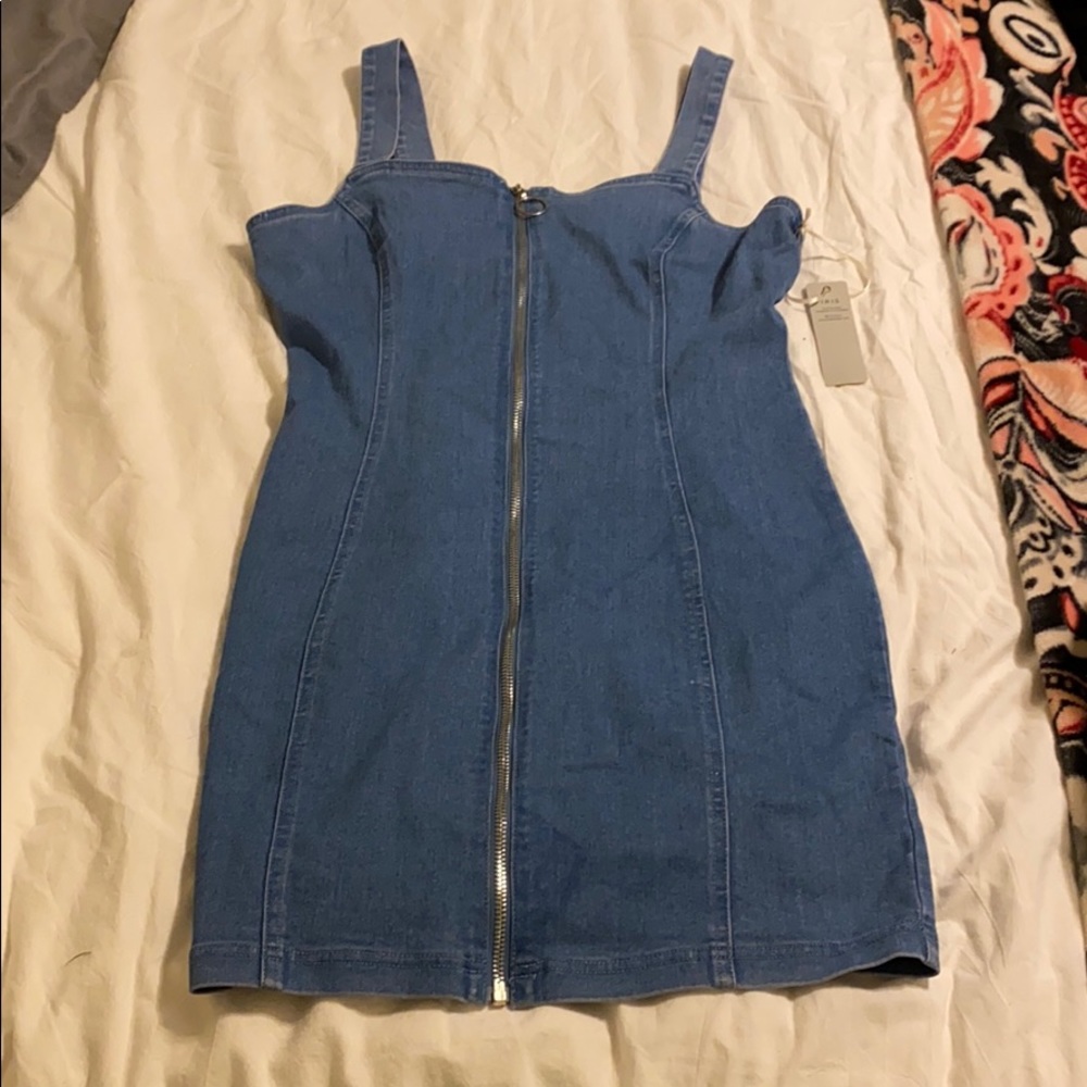 Mini dress